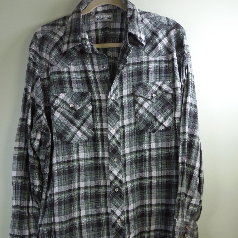 Wrangler Sz XL Men’s Green Gray Plaid Pearl Snap Long Sleeve Flannel Shirt Top‎